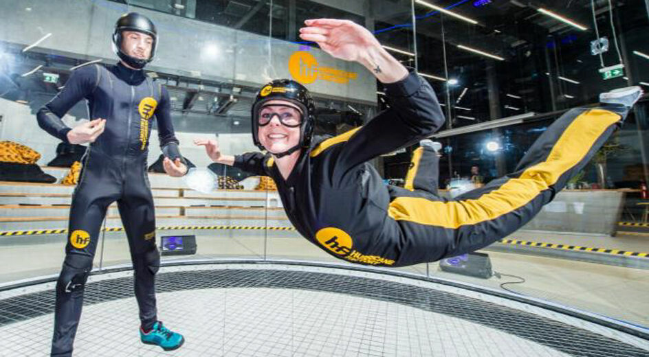 Das Event wird, wie treue OPAF-Fans es gewohnt sind, von einem hochwertigen Menü begleitet, welches selbstverständlich auch in einer fleischlosen Variante angeboten wird. Dazu gibt es erstklassige Drinks, damit wir mit Ihnen auf einen erlebnisrechen Tag anstoßen können. Wenn Sie sich noch nicht angemeldet haben, können Sie das bis zum 5. Mai noch nachholen. Die Abendveranstaltung kann bei Einzeltagestickets dazu gebucht werden und ist selbstverständlich im All-Inclusive-Ticket enthalten. Also nichts wie los: Wir freuen uns darauf, mit Ihnen abzuheben!  Abendevent zum 16. OpenPromos Anwenderforum