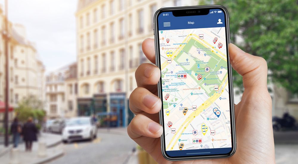 Abbildung 3: Mega-Plattformen bündeln die Mobilitätsangebote der verschiedensten Anbieter und stellen diese dem Nutzer komfortabel online oder via App zur Verfügung. 3 Mega-Plattformen bündeln die Mobilitätsangebote komfortabel in einer App