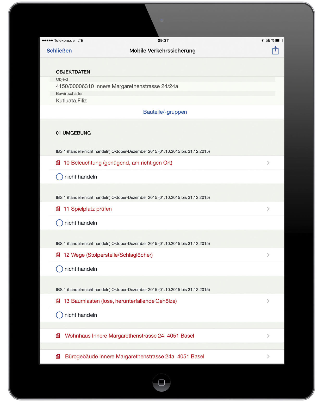 Abbildung 2: Die Erfassung der Prüfergebnisse auf dem mobilen Endgerät ist intuitiv und erfolgt wie auf einer Checkliste. Das Erfassungsformular für Prüfergebnisse der Verkehrssicherung in den Formularen der easysquare mobile App auf dem iPad