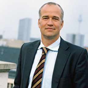 Sven Lemiss Geschäftsführer „Der Erfolg gibt uns Recht: Die Kostensicherheit war gegeben und die Termine wurden eingehalten. Ich habe selten so eine komplikationslose Einführung eines größeren Systems erlebt!“ Sven Lemiss