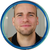 Thomas Banasiak Thomas Banasiak bringt als SAP Certified Applications Associate – Financial Accounting sowie Development Associate umfangreiches Fachwissen für seine Arbeit als Senior Consultant Financials mit. Er ist in seinem Bereich zudem Hauptansprechpartner für die fachspezifische Weiterentwicklung der Oberflächen in SAP Fiori ® . In einer Speed Session begleitet er den anwenderorientierten Erfahrungsaustausch zwischen den Teilnehmern. Thomas Banasiak